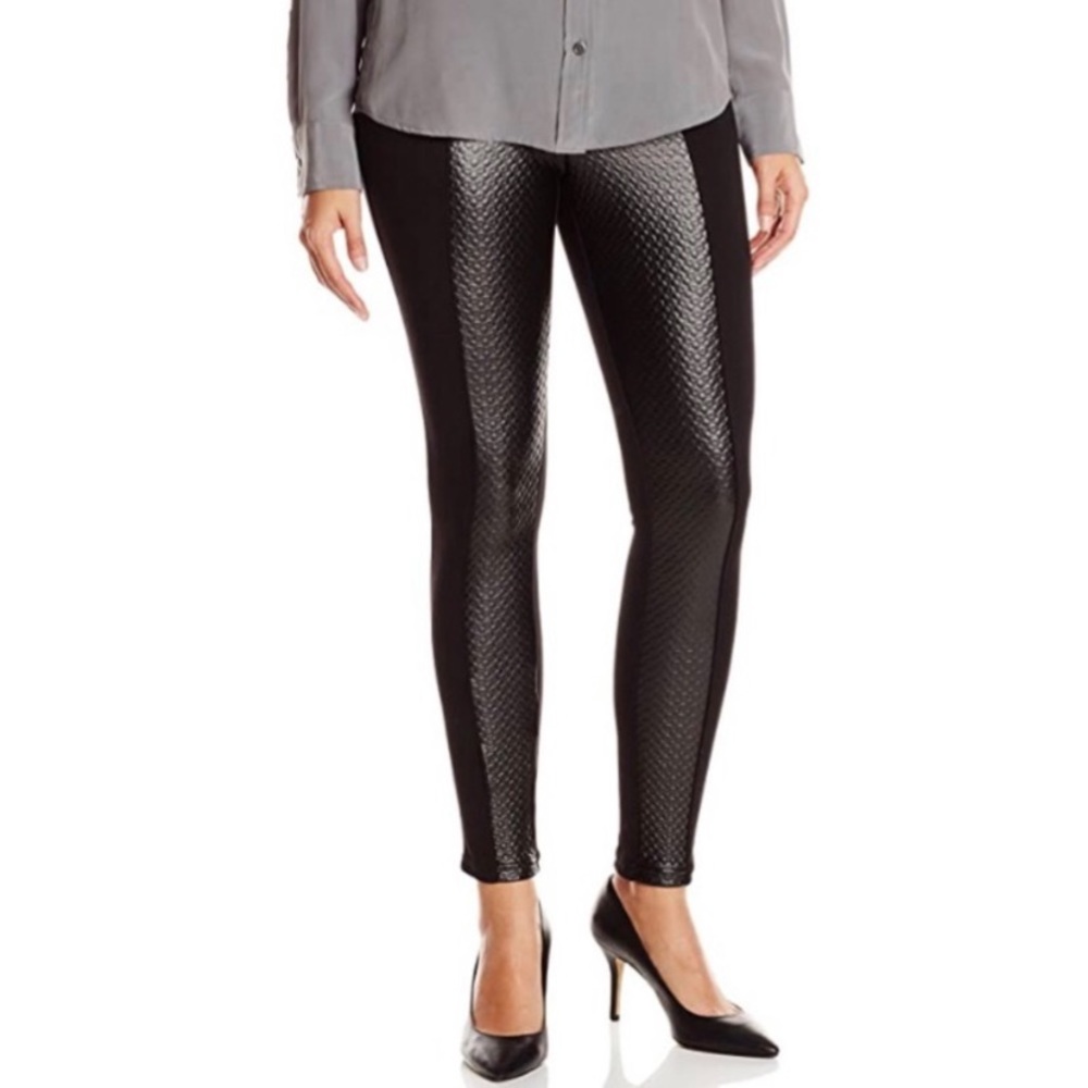 Hue Black Textured Leatherette Leggings Size Large